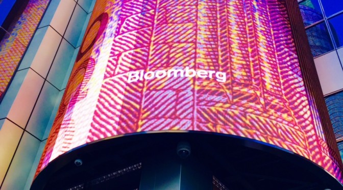 Se filmerna från seminariet 25 oktober och den heta debatten ”HQ GATE”, NY BILD AV HQ-HÄRVAN!